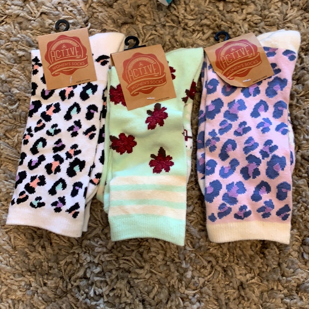3 Pack of Fun Patterned Active Women’s Socks 🧦 - Picture 1 of 3